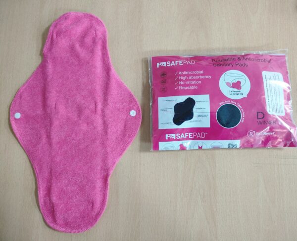 Reusable Antibacterial Sanitary Napkins With 2 Pads In a Storage Bag